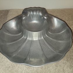 Vintage Wilton Pewter Chip Dip Clam Shell Dish Veggies Snacks Hors Devoures

