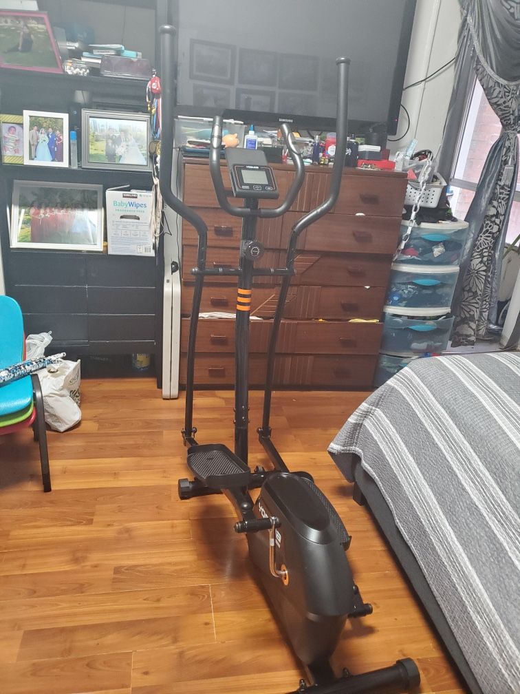 Yosuda elliptical machine