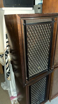 Akai SW-150 Speakers