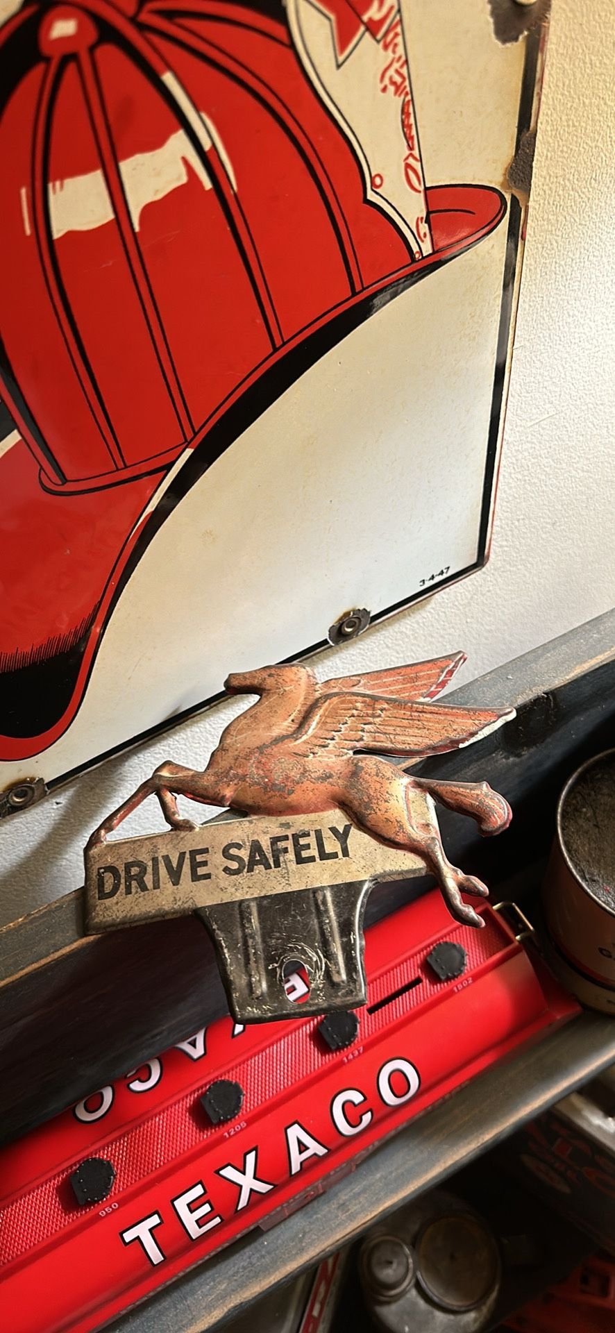 Mobil Oil Plate Topper