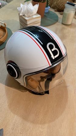 BMW HELMET