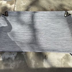 Veehoo Elevated Dog Bed XXL