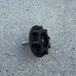 Spare tire hold-down bolt / retainer knob for a 2016 Toyota Camry