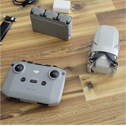 DJI Mini 2 Combo 