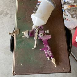 Gravity Feed, Hopper, Paint Gun