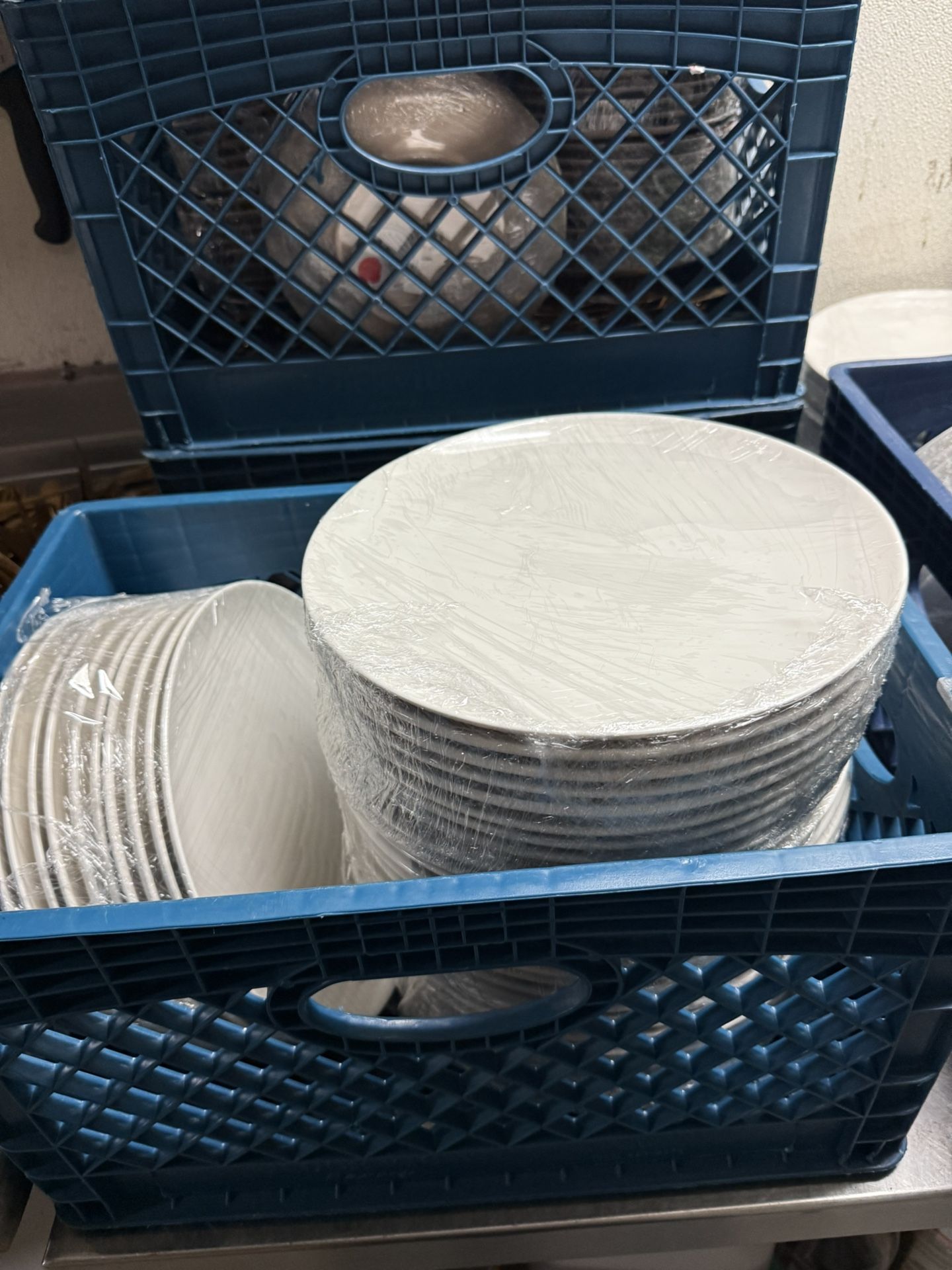 100 White Dinner Plates Wedding