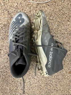 Sz 8 New Balance Rush football/Lacrosse Cleats