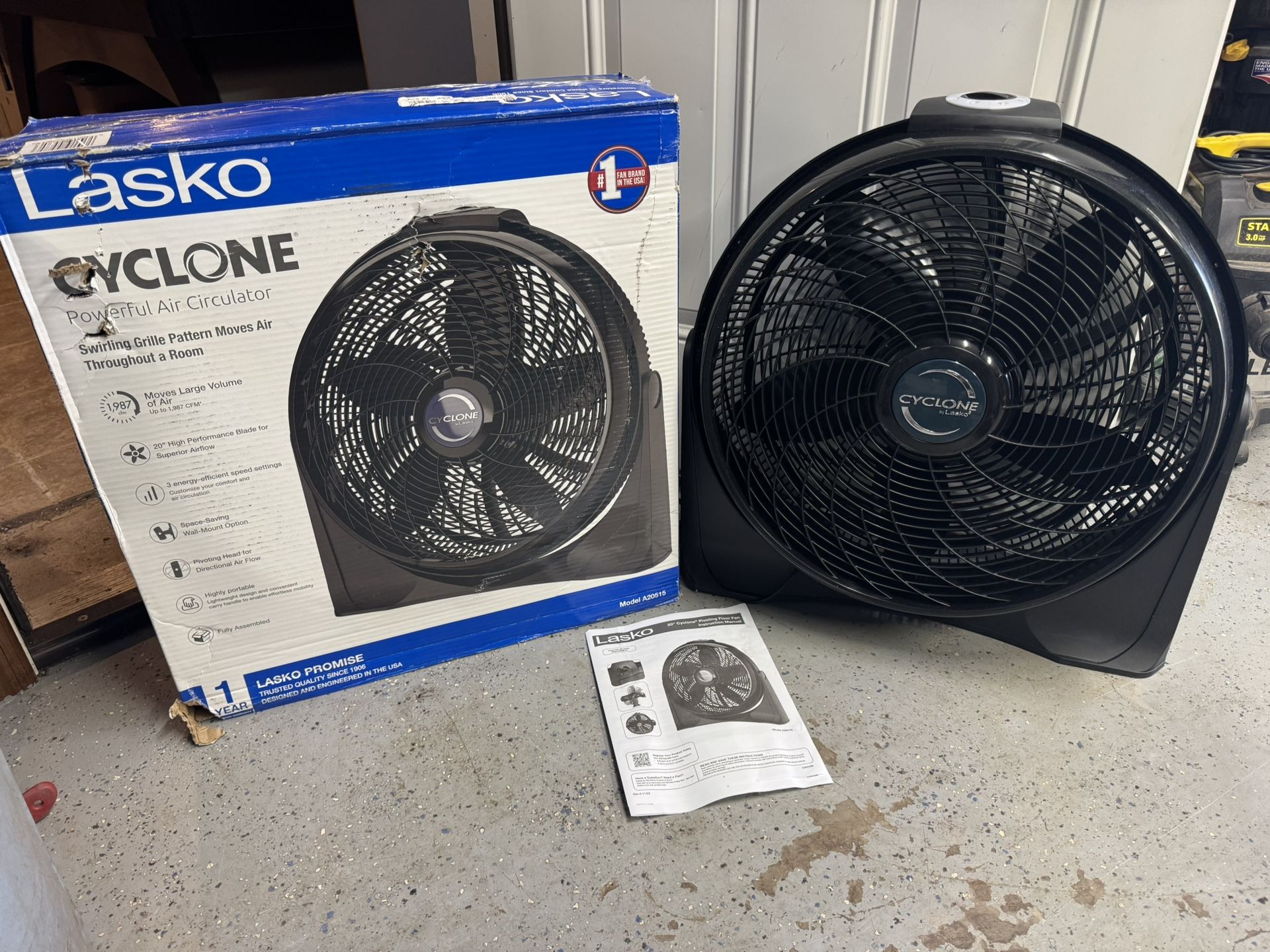 New Lasko Cyclone 3 Speed Fan. Must Pickup