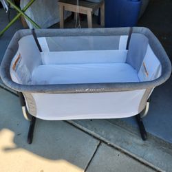 Baby Delight Bassinet