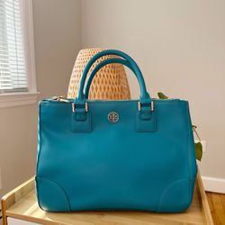 Tory Burch Tote Handbag ALMOST NEW! 