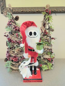 Christmas Jack Skellington & Zero Nightmare Before Christmas Nutcracker 