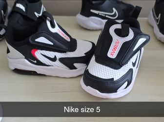 Nike airmax size 5