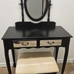 Vanity $50.00 55th Avenue And Dobbins 