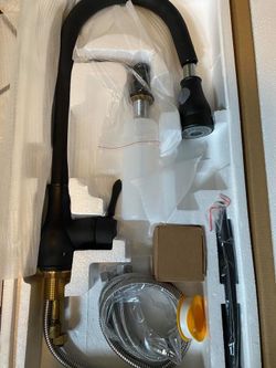 NEW High Arch Oil Rubbed Bronze Kitchen Sink Faucet Pull out Sprayer Swivel Mixer Tap/Deck Plate /Soap Dispenser