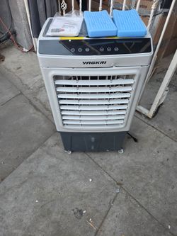 New VAGKRI VA-EC03 is a 3-in-1 portable evaporative air cooler (swamp cooler)fan, humidifier, and cooler. 9.2 to 12-gallon water capacity, 2200–2800 C