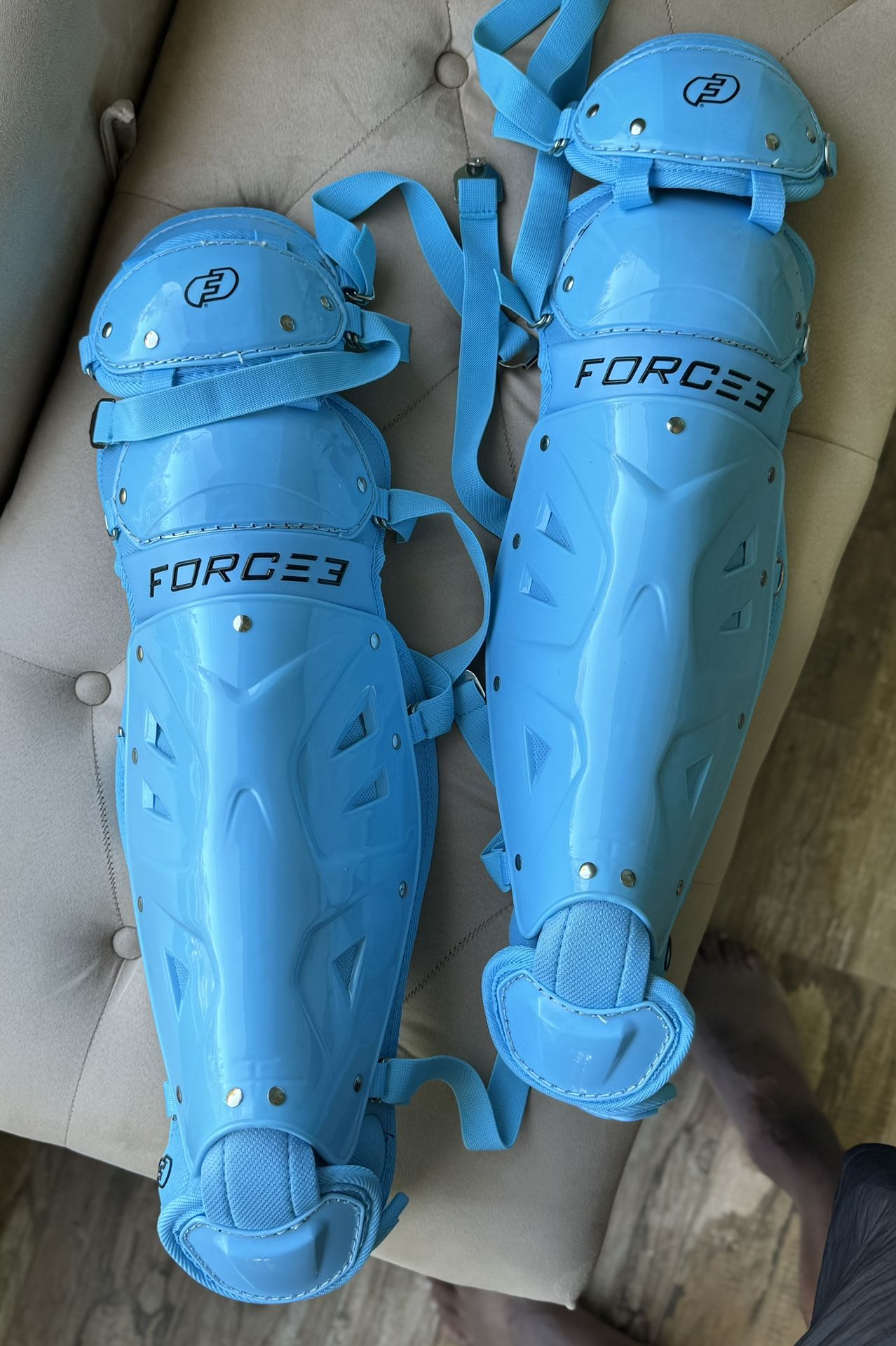 Force 3 Shin Guards, Intermediate Size