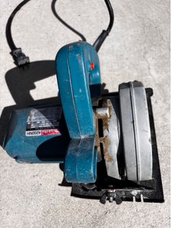 makita  4” 3/8 circular saw