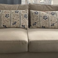 Love Seat with Pillows 