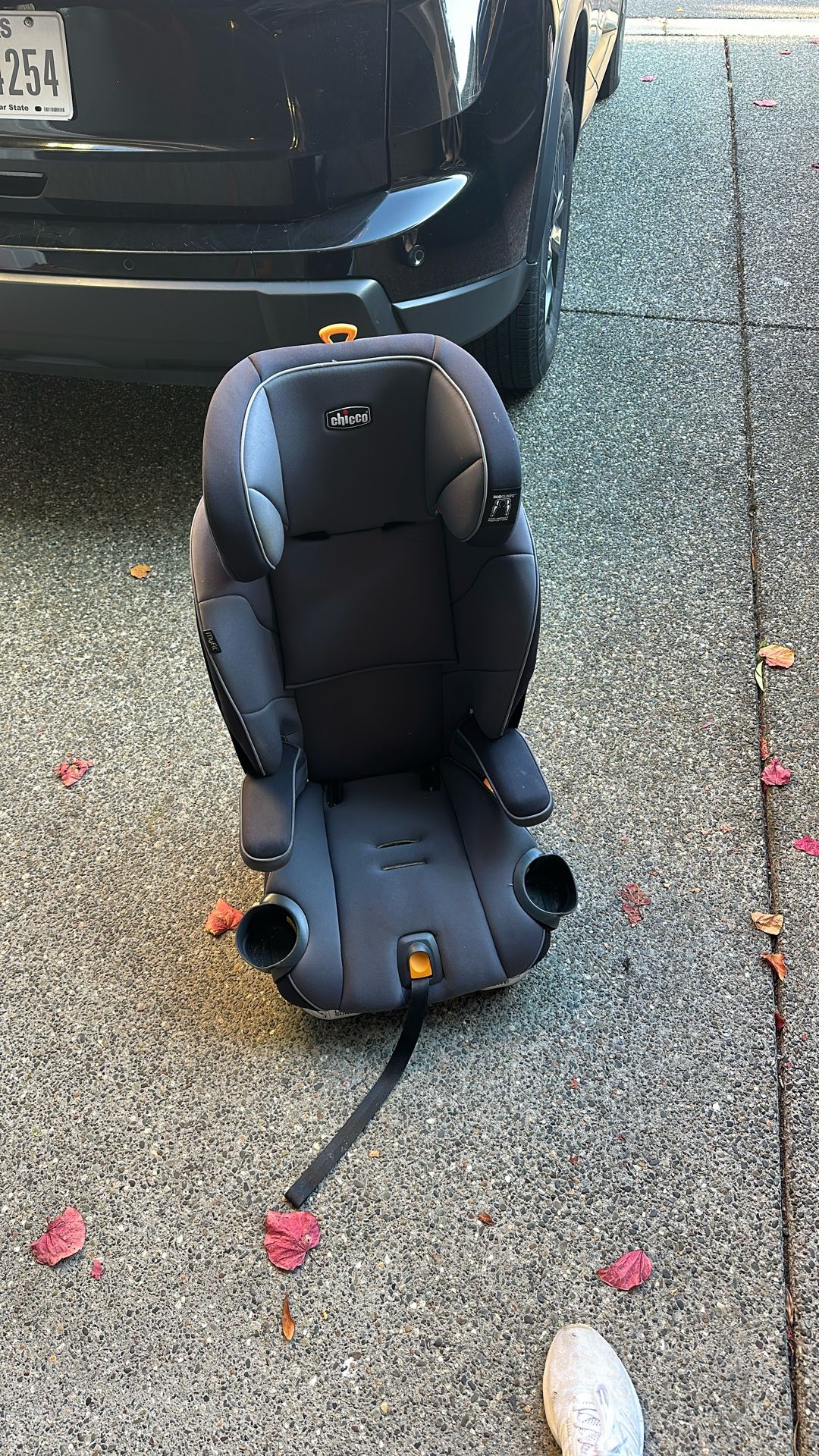 Chicco Myfit Booster Car seat