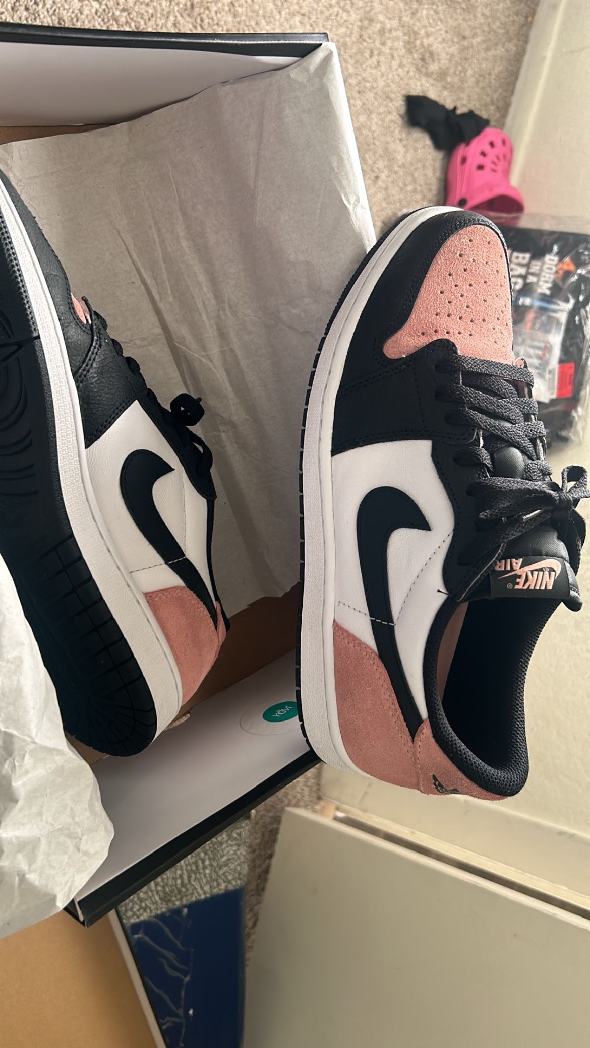 Jordan 1 Low “Bleached Coral” OG