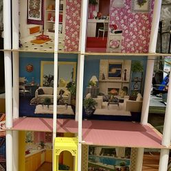 VINTAGE 1978 Mattel Barbie Townhouse & Furniture