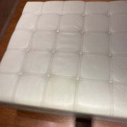 Ottoman Off White 35”X35” No Storage