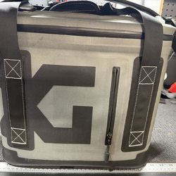 XG Cargo Ice Box