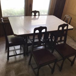 Antique Kitchen Table With  5 Matching Chairs  Beautiful Patina  