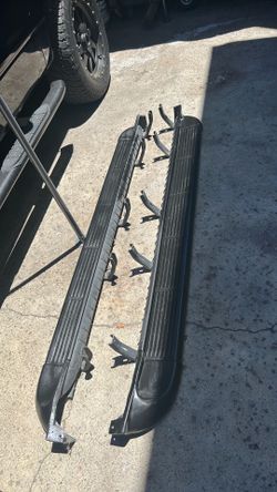 Running boards for Chevy