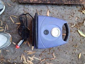 Portable 12V Car Tire Air Compressor