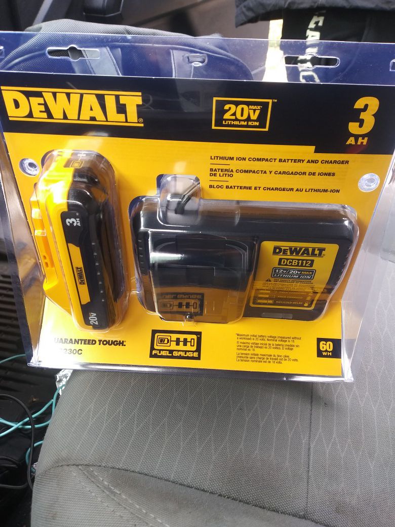 DEWALT 20-Volt Lith-Ion Battery with Charger