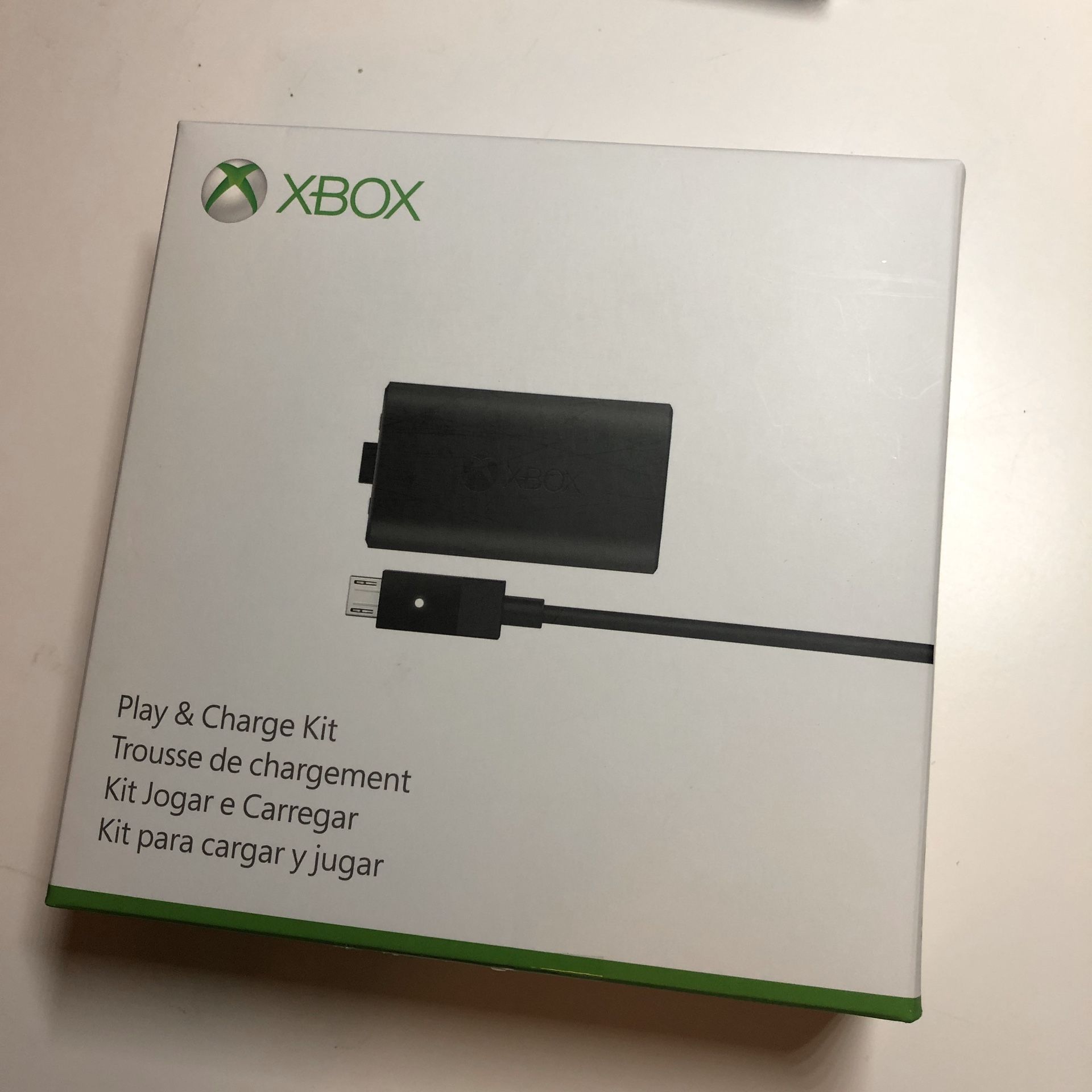 Xbox One Play and Charge Kit