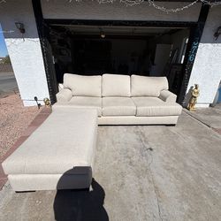 Sectional couch set,can deliver