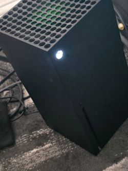 Xbox One Series X +2 Controllers