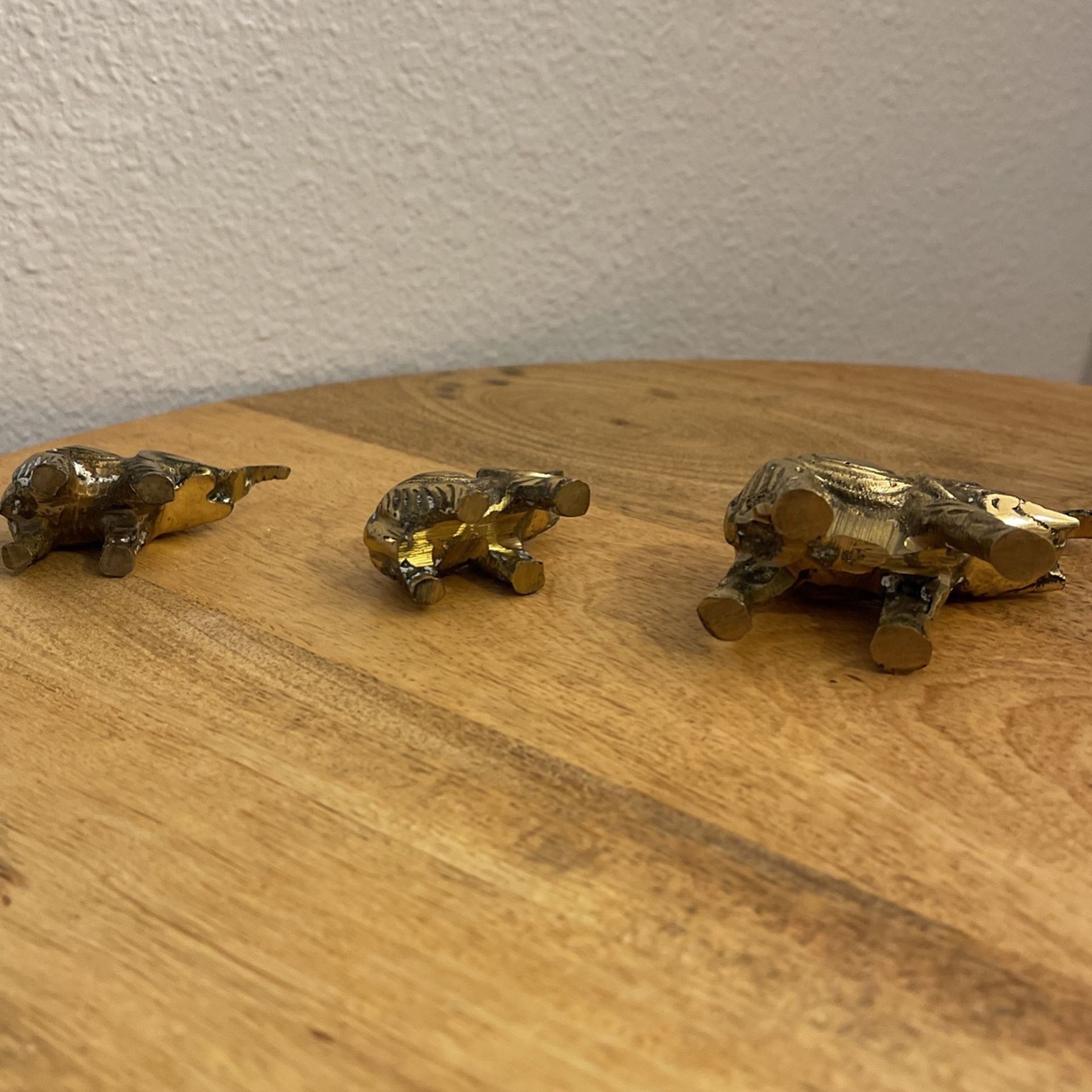 Mama & Baby Small Brass Elephants