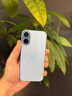 iPhone 17 - Unlocked - 256GB - No FaceID