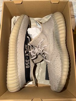 Yeezy boost 350 V2 Slate size 10.5M