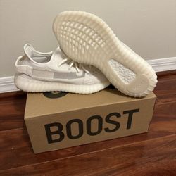 Yeezy 350 V2 Bone Size 10.5