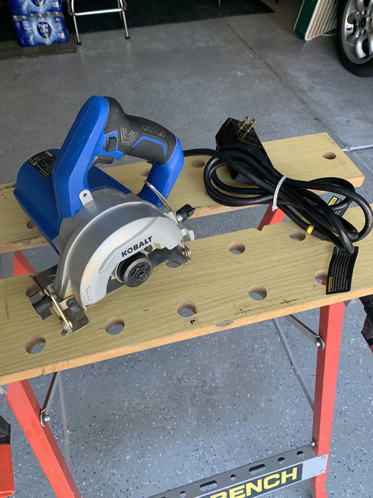 Kobalt Tile Saw / Handheld / Diamond Blade - EC!