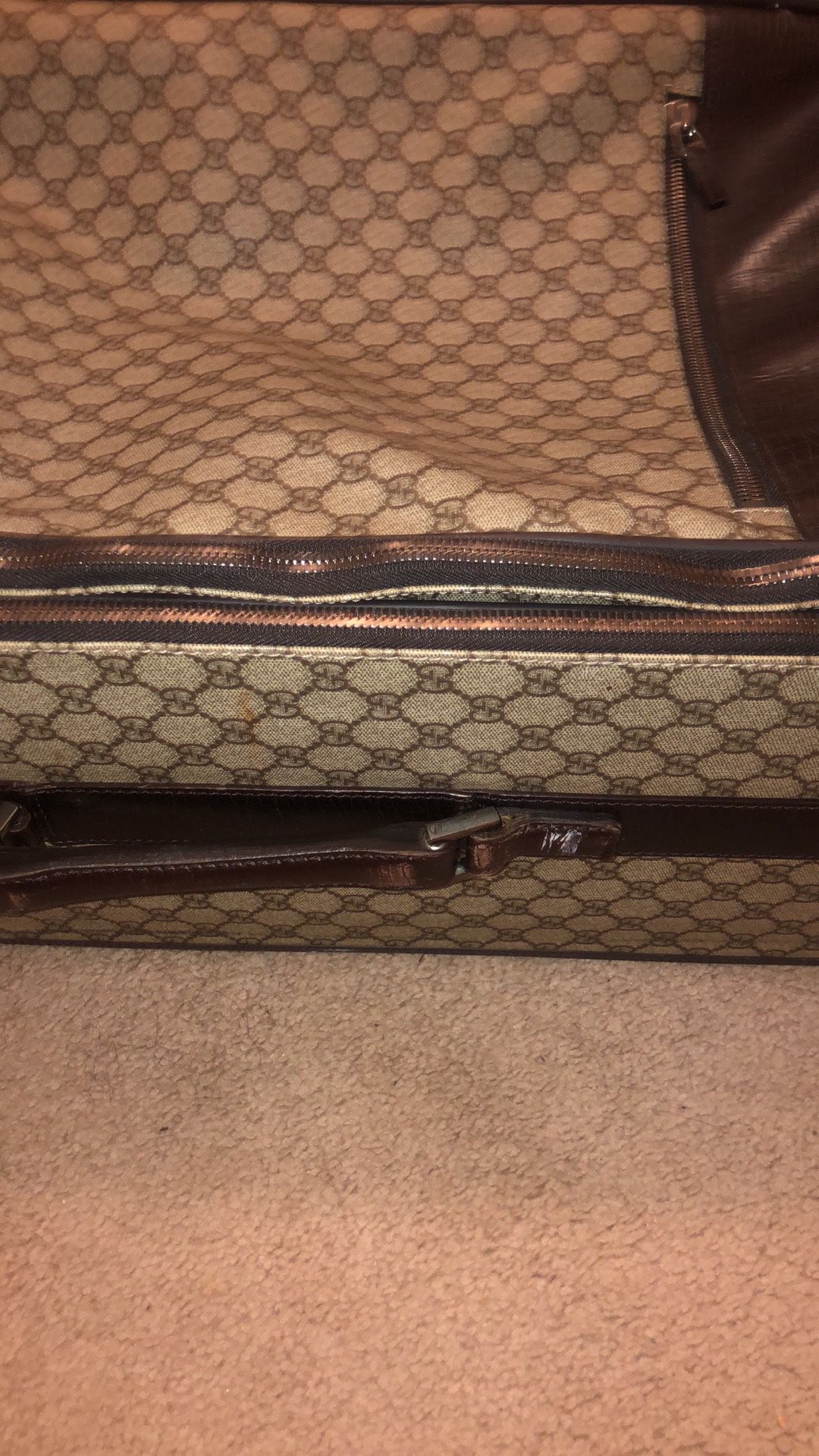 Gucci luggage