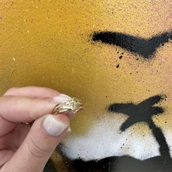 10k TOE RING 
