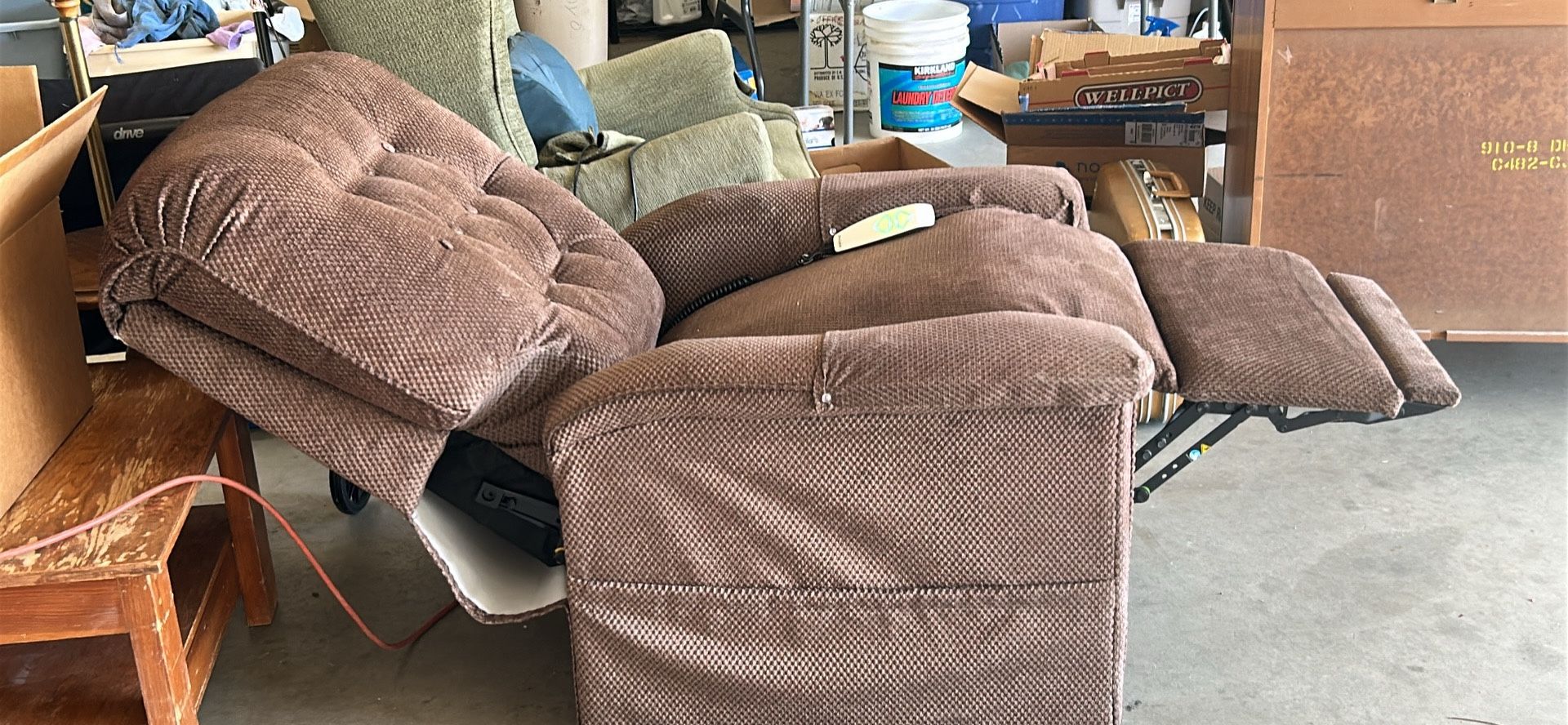 Power Recliner/lift Chair