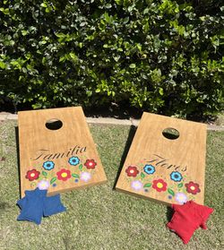 Custom Corn Hole (READ DESCRIPTION) 