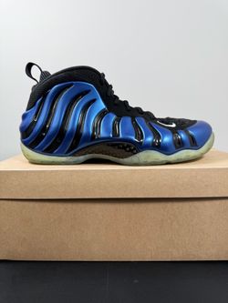 Nike Air Foamposite One “Sharpie” Size 9.5M (Preowned) (Replacement Box)