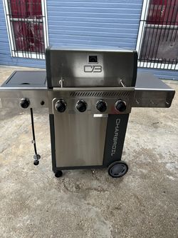 Brand new propane grills    $$$220 each      Only cosmetic details