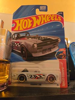 Hot Wheels Treasure Hunt