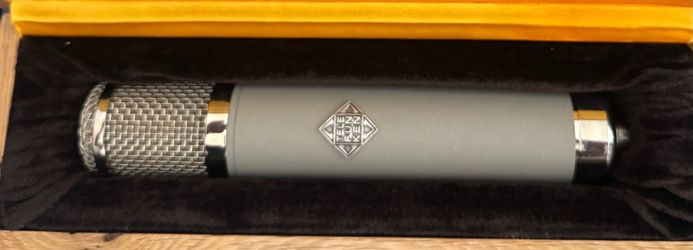 Microphone by Telefunken M16 MKII