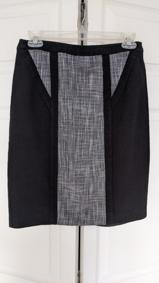 Calvin Klein Black and Gray Pencil Skirt