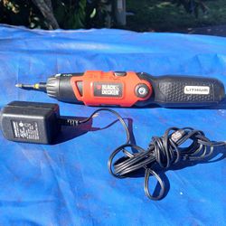      BLACK AND DECKER ELECTRIC BATTERY SCREW DRIVER 