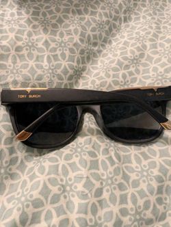 Tory Burch Sunglasses Ty 9043